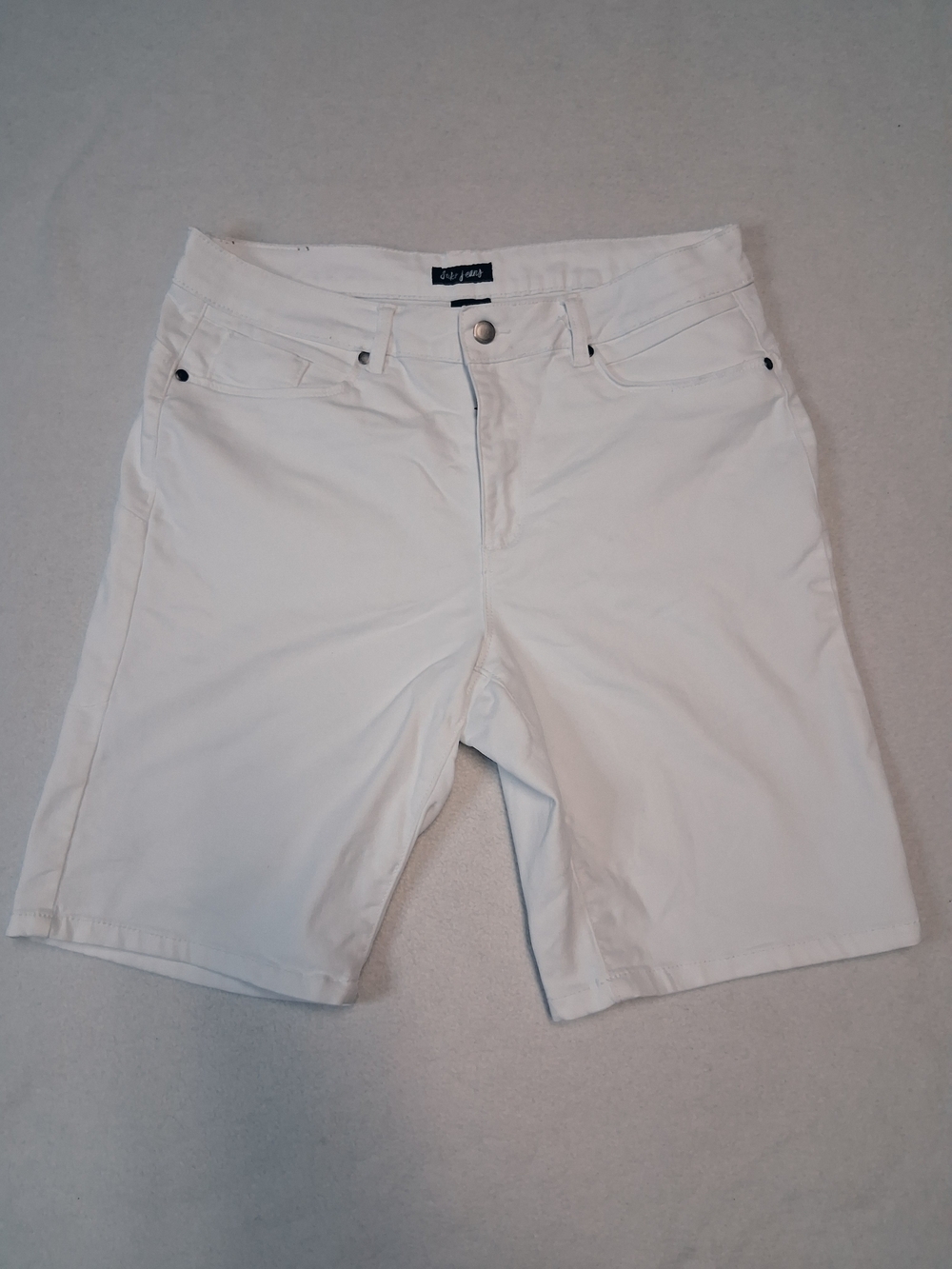 Suko Jeans White Women’s Stretch Bermuda Shorts